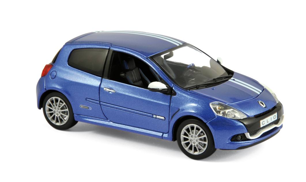 Коллекционная машинка Renault Clio RS