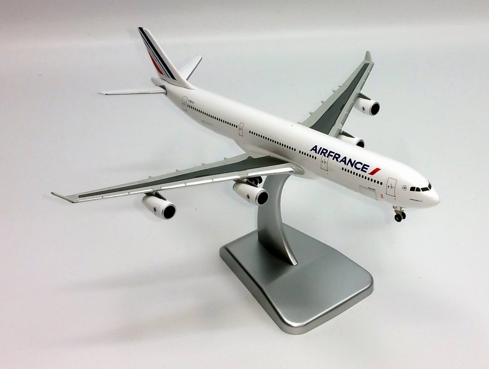 Maquette avion en métal AIRBUS A340-300 AIR FRANCE 1/400