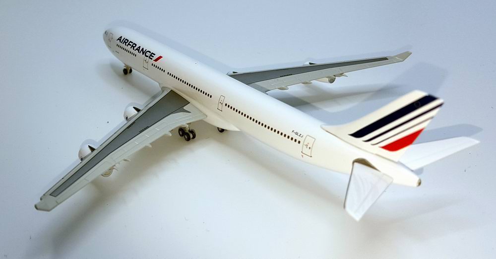 Maquete avion métal AIRBUS A340-300 AIR FRANCE 1/400