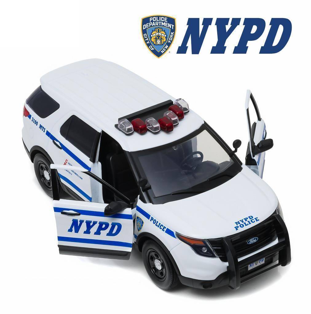 Miniature Voiture FORD POLICE INTERCEPTOR 2015 NYPD NEW YORK POLICE DEPARTMENT 1/18