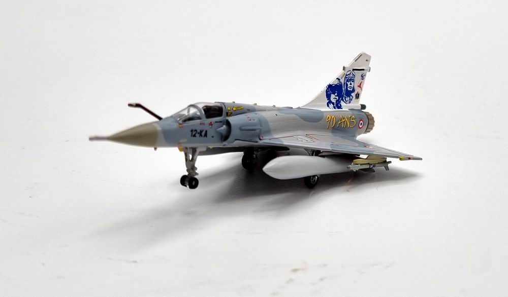 Maquette avion Mirage 2000-C EC 2/12 1/200 Hogan