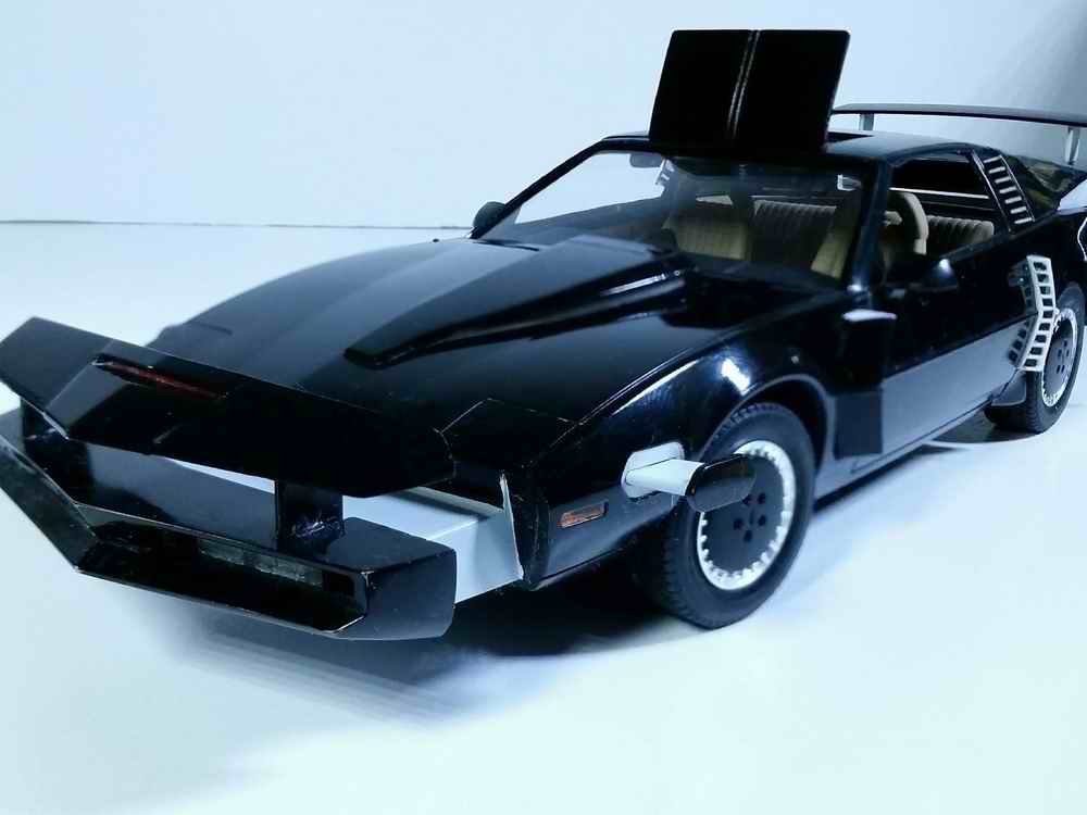 Maquette kit Voiture K2000 KITT SPM Super Poursuite Mode PONTIAC FIREBIRD KNIGHT RIDER 1/24