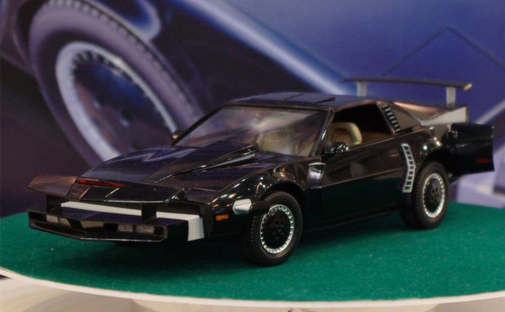 Maquette kit Voiture K2000 KITT SPM Super Poursuite Mode PONTIAC FIREBIRD KNIGHT RIDER 1/24