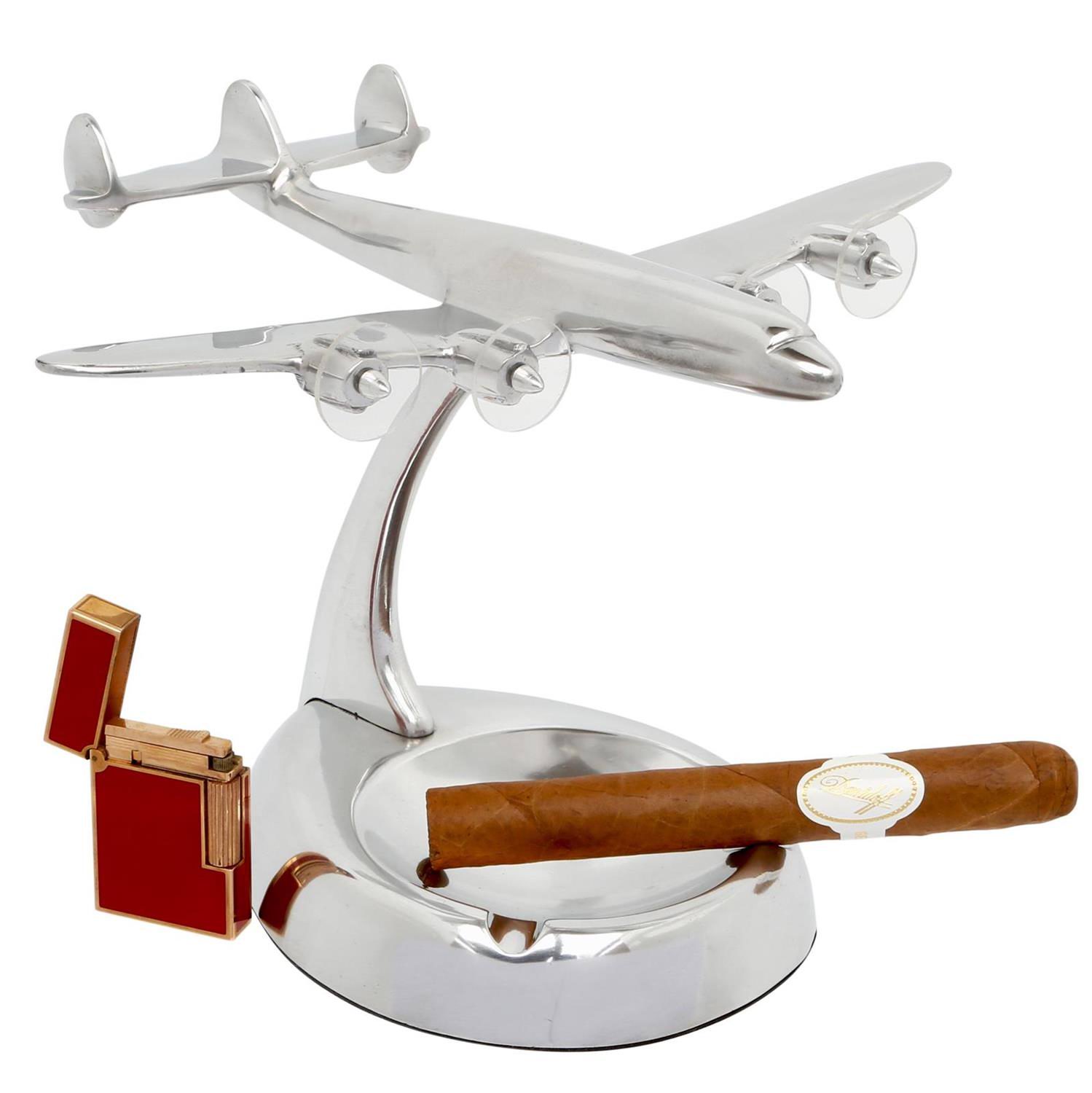 maquette avion SuperG Constellation en aluminium poli sur cendrier