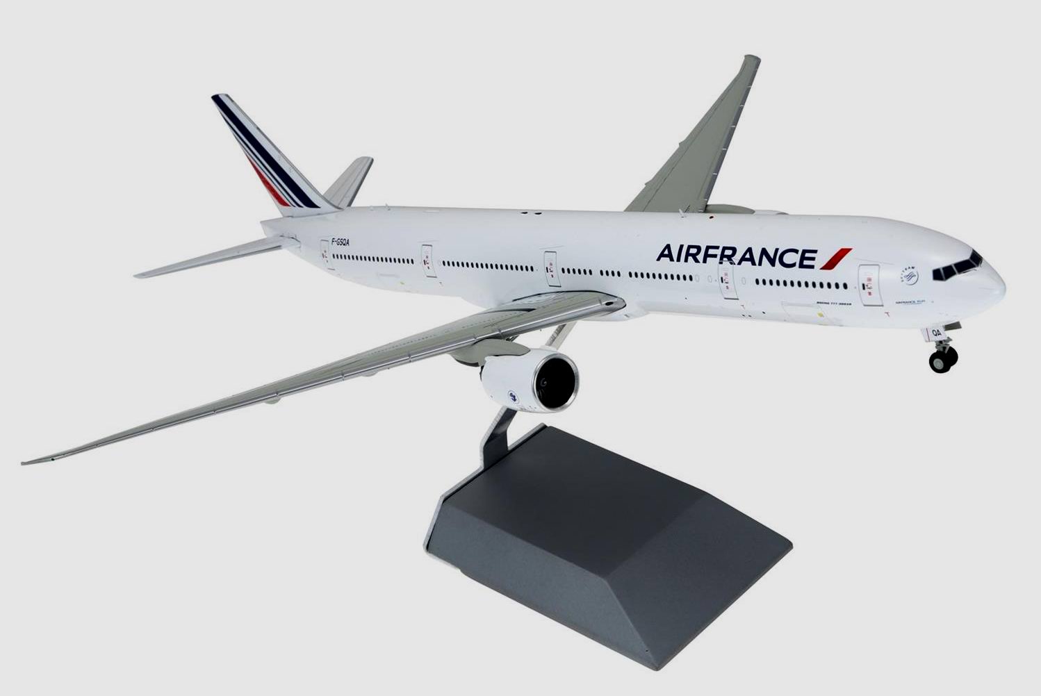 Maquette BOEING 777-300ER AIR FRANCE 1/200