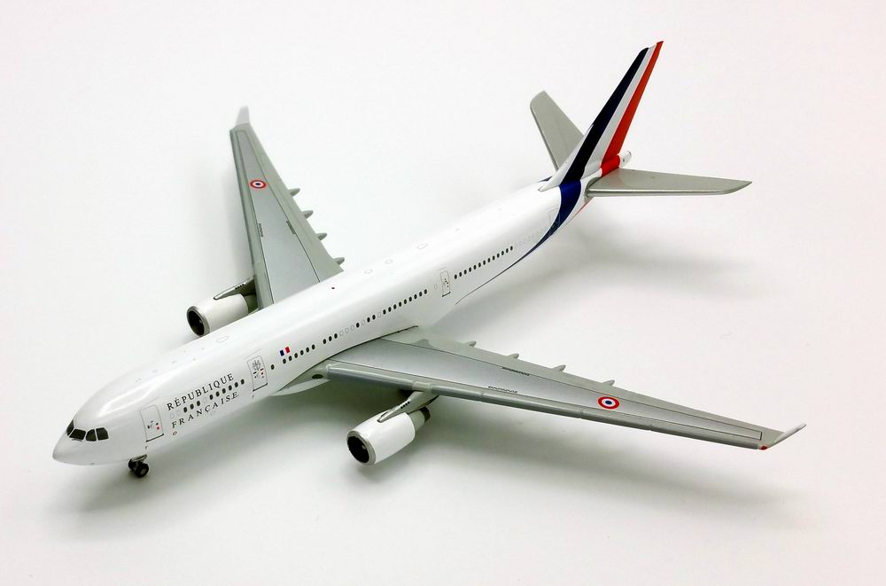 maquette AIRBUS A330-200 Sarkosy Présidentielle République Française FRANCE  1/400