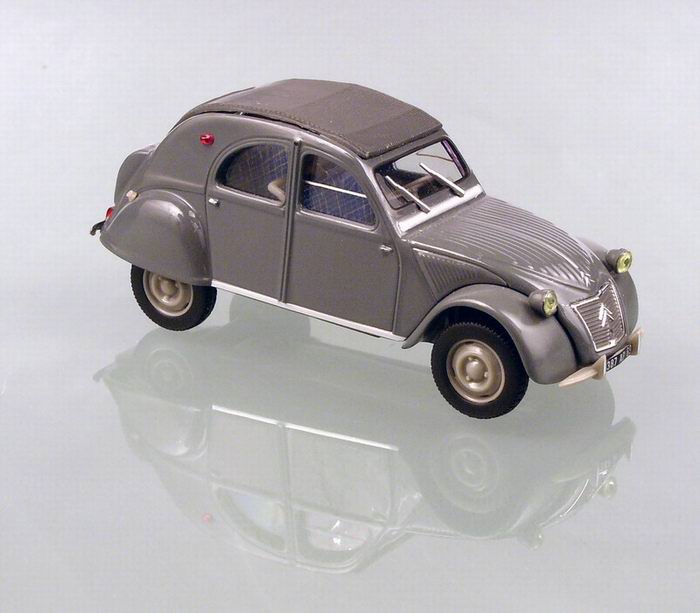 2CV Citroen Malle bombée Norev