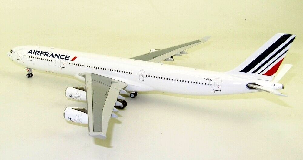 Maquette Airbus A340-300 AIR FRANCE 1/200