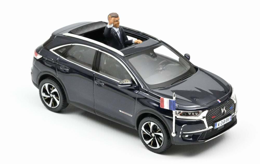 Voiture Miniature en métal CITROEN DS7 crossback Emmanuel Macron Présidentielle République Française 2012 Avec Figurine du Président NOREV 1/43