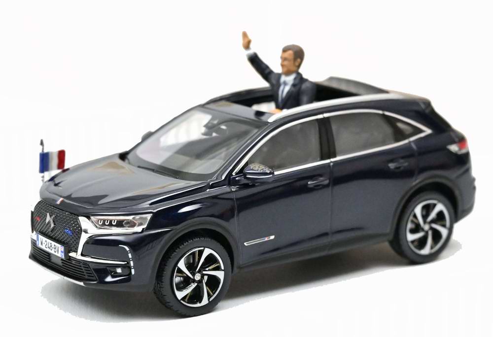 Voiture Miniature en métal CITROEN DS7 crossback Emmanuel Macron Présidentielle République Française 2012 Avec Figurine du Président NOREV 1/43