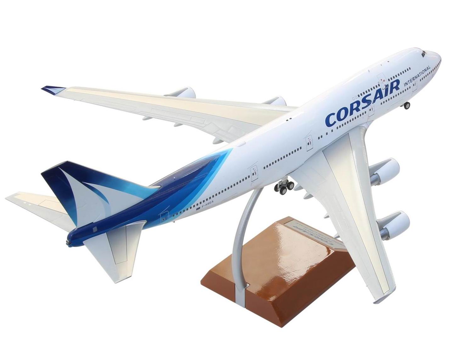 Maquette B747-400 CORSAIR INTERNATIONAL 1/200