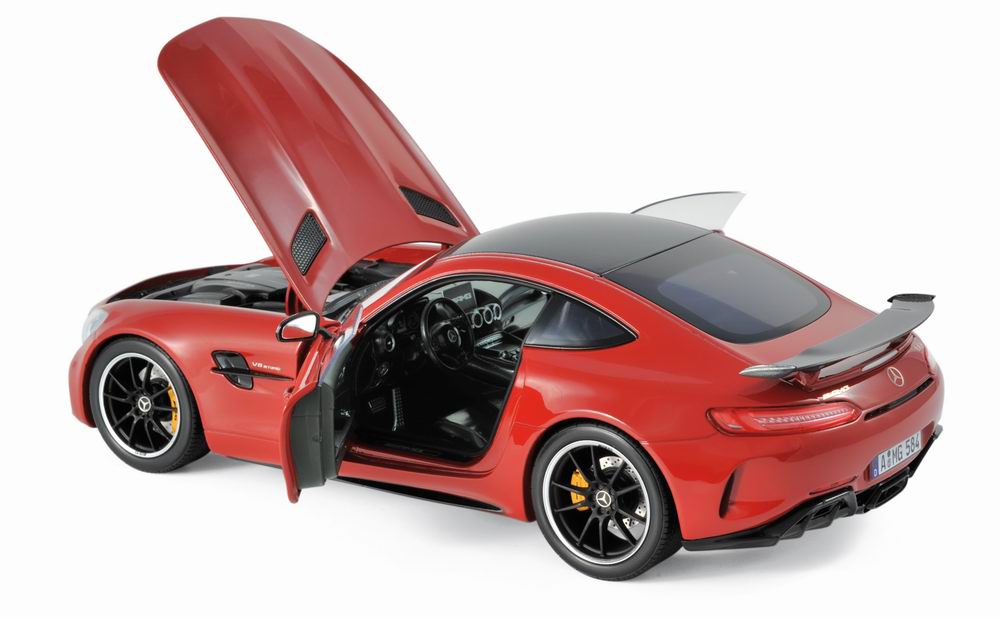 voiture miniature MERCEDES-AMG Coupé GT R 1/18 NOREV