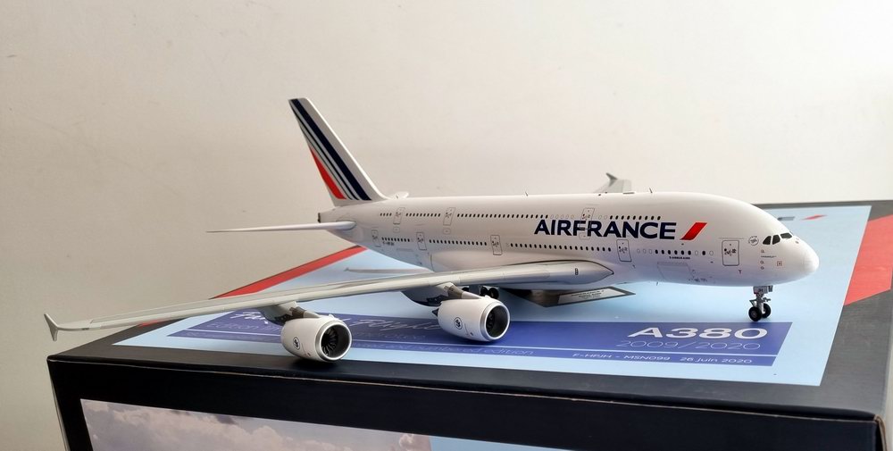 Avion AIRBUS A380-800 AIR FRANCE Métal F-HPJH 1/200