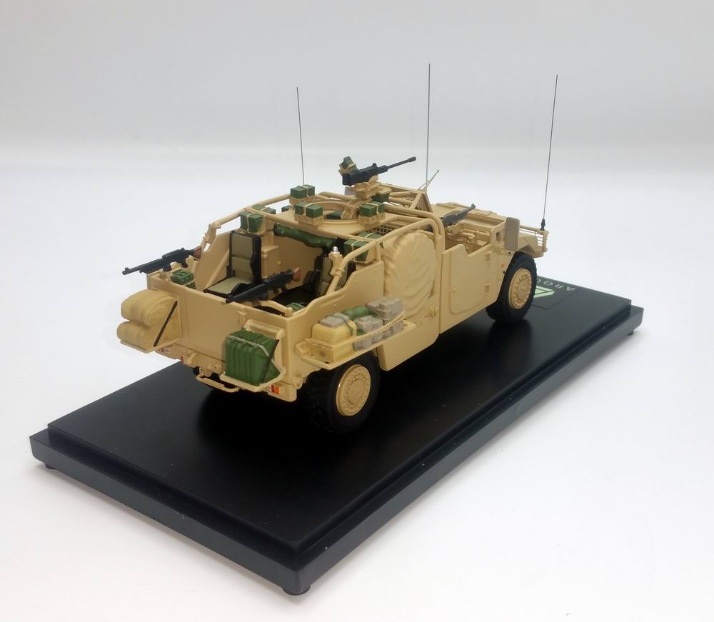 Miniature Voiture RENAULT SHERPA ARQUUS LIGHT PLFS SABRE VEHICULE LOURD DES FORCES SPECIALES 1/48 MASTER FIGHTER BY GASO.LINE