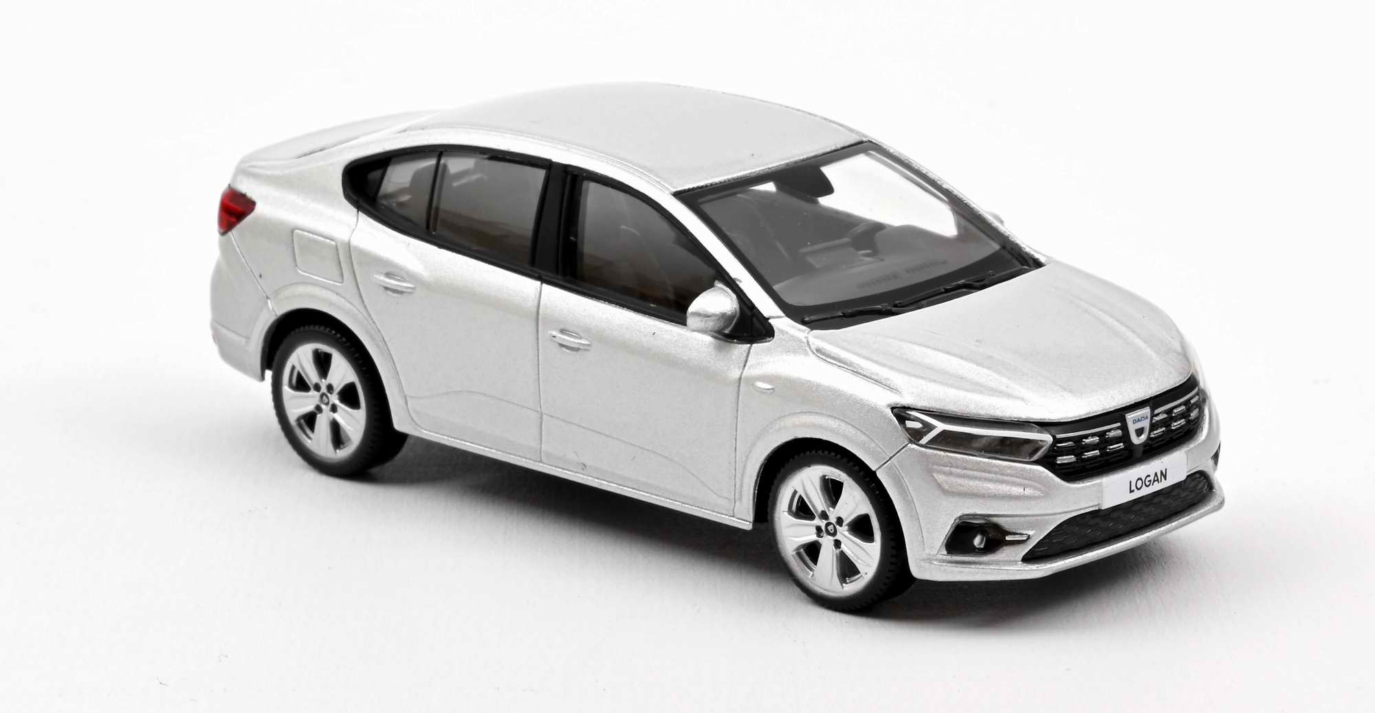 Voiture miniature Dacia logan 2021 gris NOREV 1/43