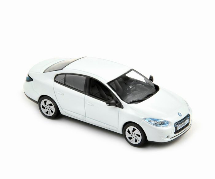 RENAULT Fluence Z.E 2011 Blanc NOREV 1/43