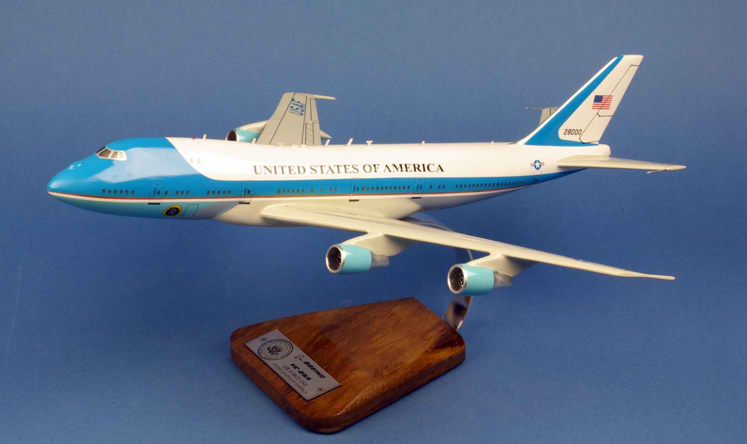 Maquette Avion BOEING 747-200B / VC-25A AIR FORCE ONE 28000