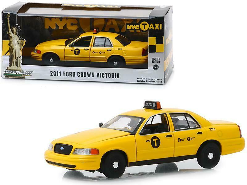 Voiture FORD CROWN VICTORIA 2011 TAXI NYC NEW YORK CITY 1/43