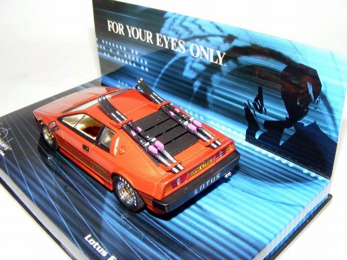 LOTUS Esprit Turbo du film Rien Que Pour Vos Yeux 1/43 James Bond 007