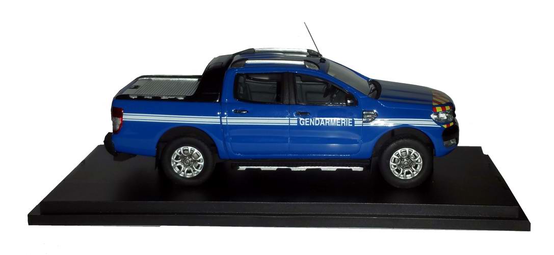 petite voiture Ford Ranger pickup GENDARMERIE 1/43 Alarme