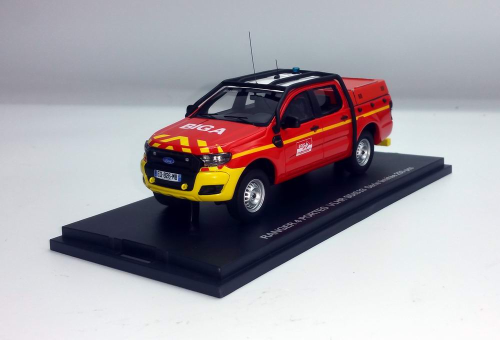 Miniature Ford Ranger Véhicule Liaison Hors Route Sapeurs Pompiers SDIS 33 BIGANOS 1/43 Alarme