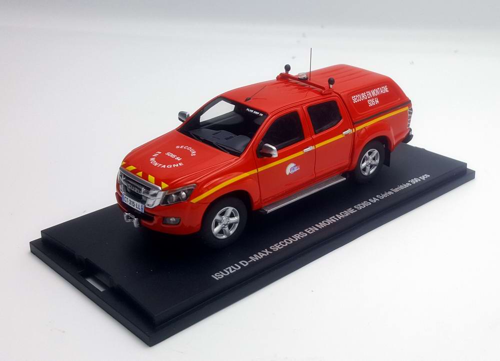 Miniature ISUZU D-MAX Sapeurs Pompiers SECOURS EN MONTAGNE SDIS 64 Pyrenees-Atlantiques 1/43 Alarme