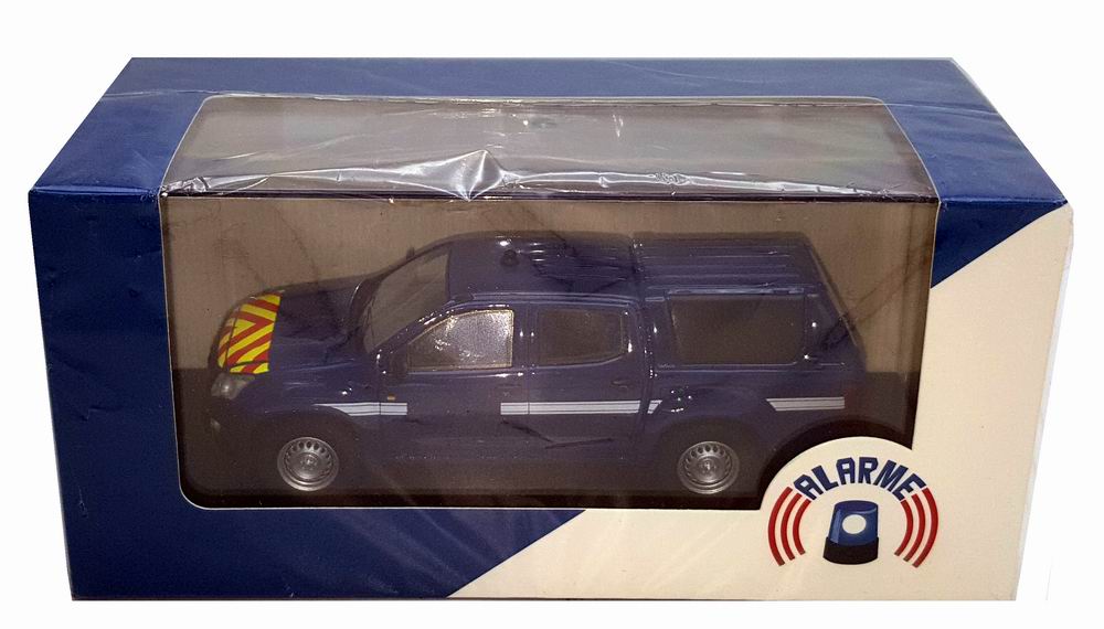 petite voiture ISUZU D-MAX INTERVENTION GENDARME 1/43 Alarme