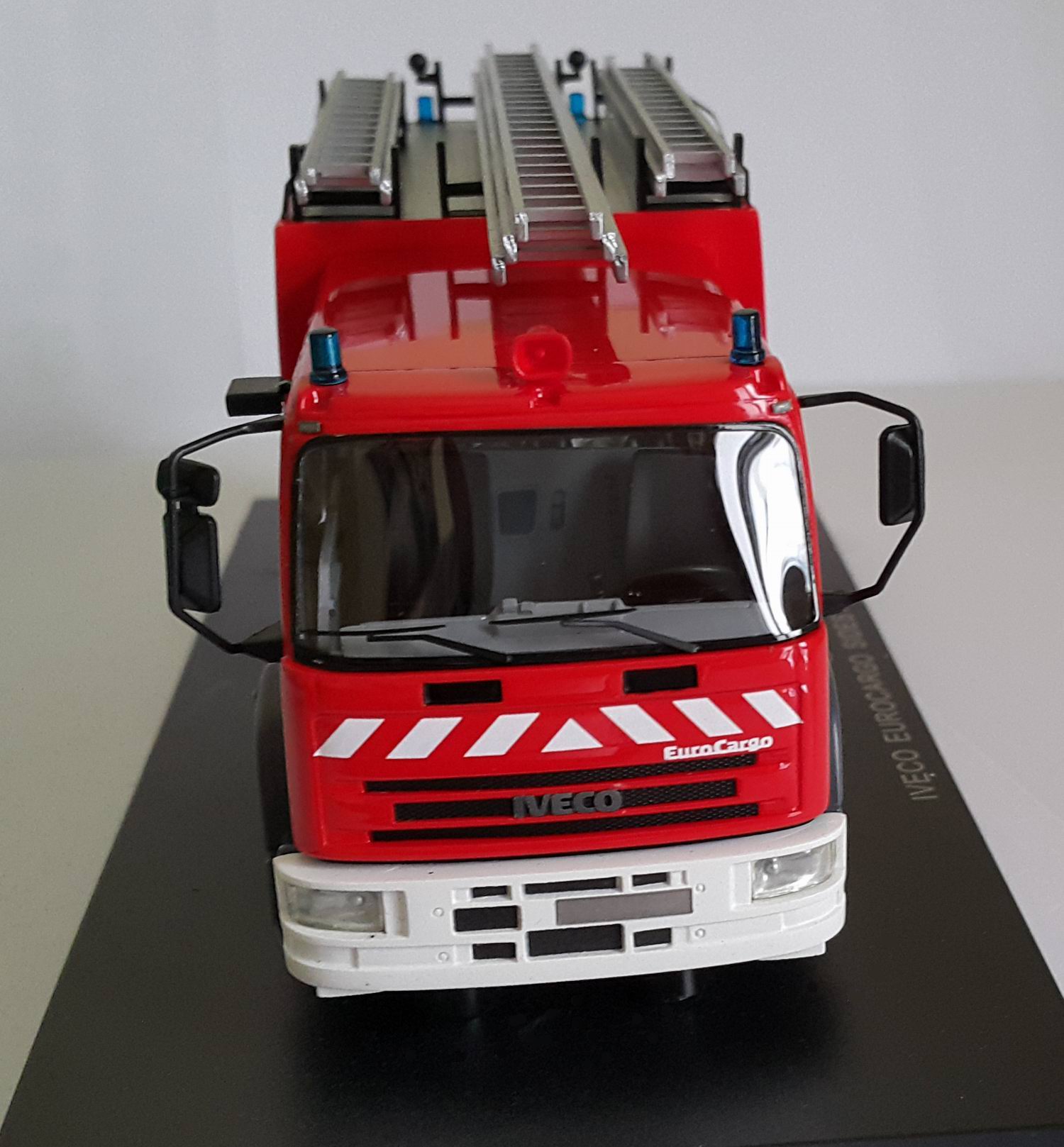 IVECO Camion de Sapeurs Pompiers de Paris Eurocargo 1/43 ALERTE