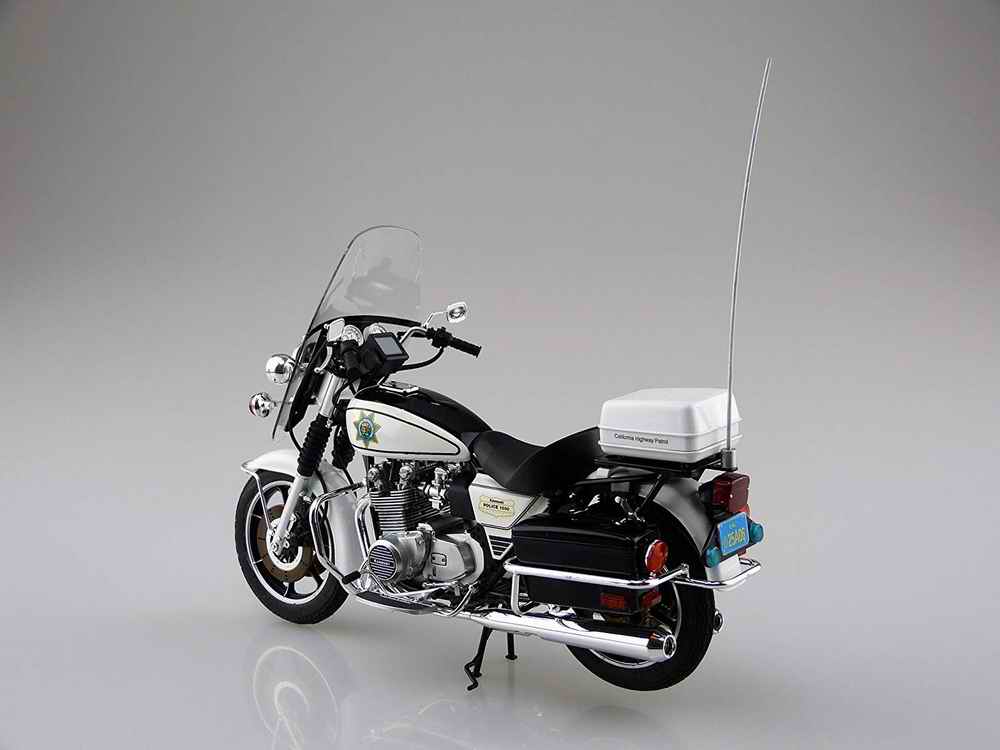maquette à monter Moto Kawasaki KZ1000 Police Chips John Baker Ponch Poncherello 1/12