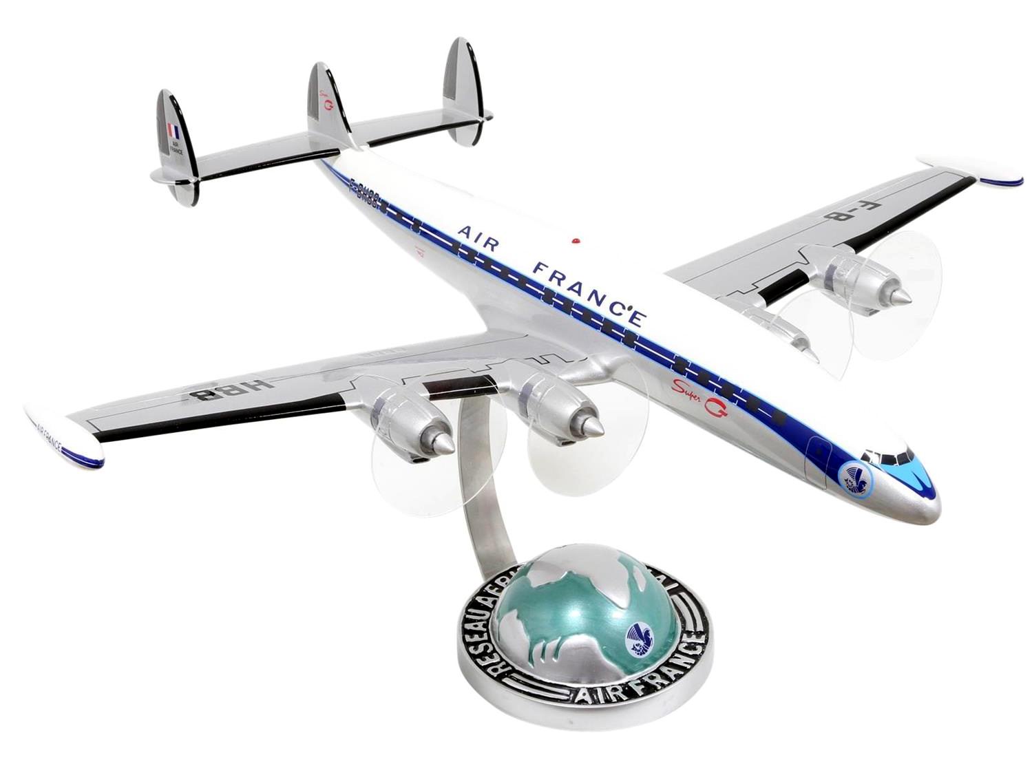 Maquette Super G SUPER CONSTELLATION AIR FRANCE sur socle demi-globe