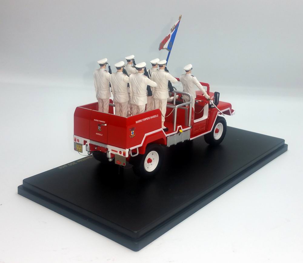 Voiture ACMAT Porte Drapeau Défilé du 14 Juillet des Sapeurs Pompiers BMPM BATAILLON MARINS-POMPIERS de MARSEILLE 1/43