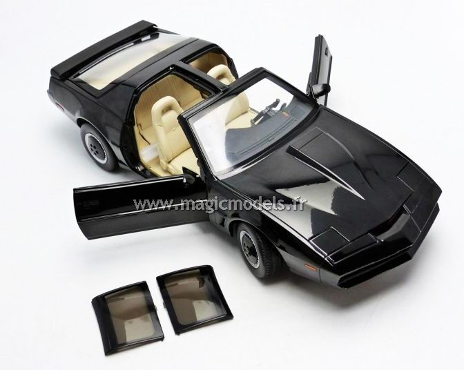 Voiture PONTIAC Trans Americana KITT de la s rie TV K2000 en M tal au 1 18 Version Heritage