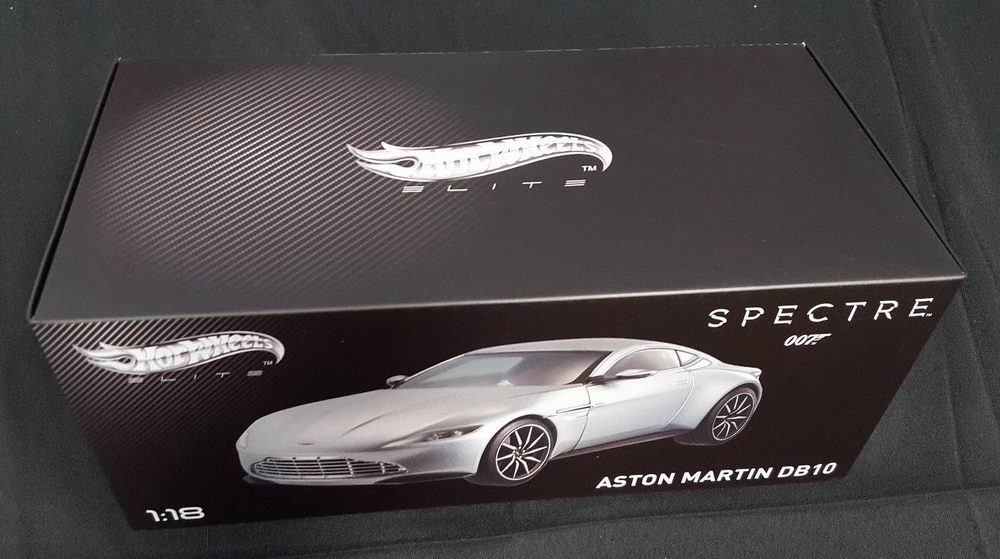 Véhicule ASTON MARTIN DB10 JAMES BOND Spectre 2015