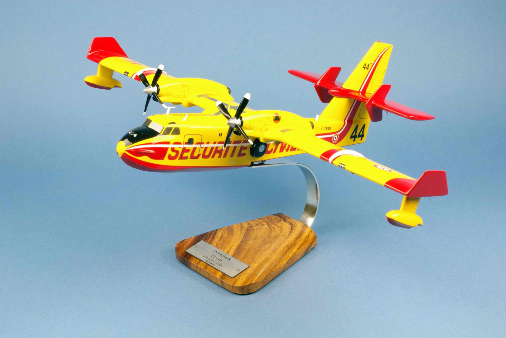 Maquette Canadair CL-415 Pélican Sécurité Civile 1/50