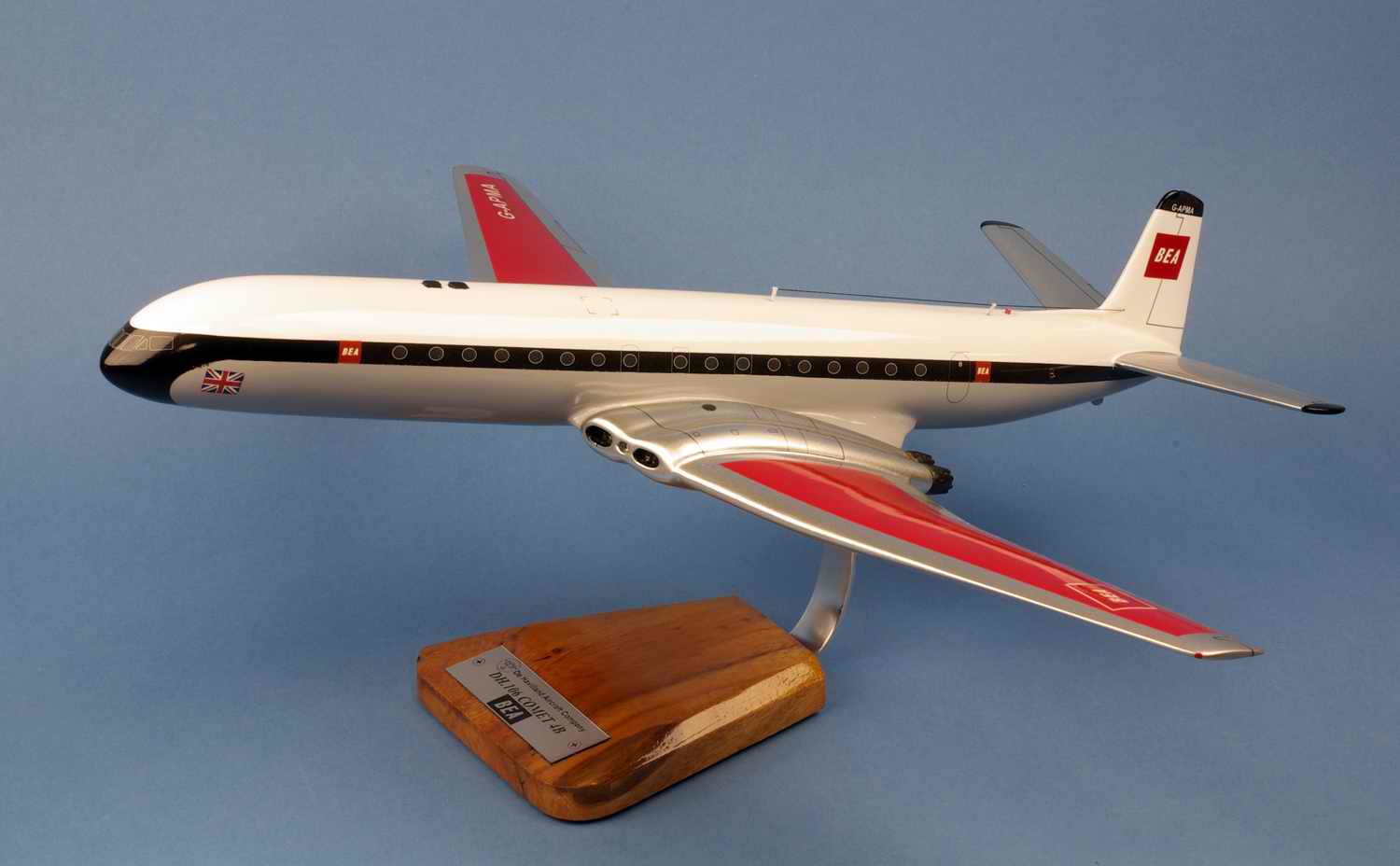 maquette avion DeHavilland DH106 Comet 4B British European Airways