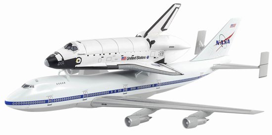 Maquette de la Navette Spatiale Discovery sur Boeing 747-SCA NASA