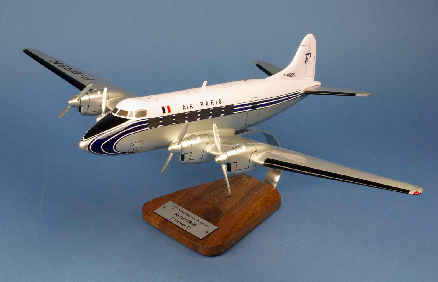 Maquette avion DeHavilland DH114 Heron AIR PARIS 1/40