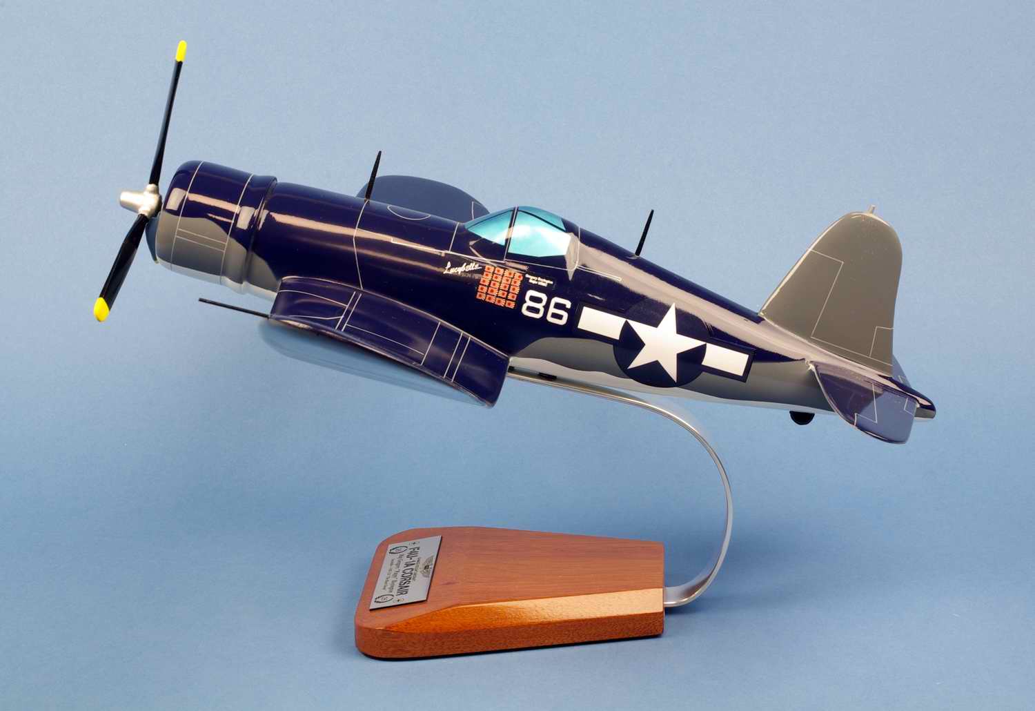 Maquette Avion F4U-1A CORSAIR VMF-214 BlackSheep Gregory Pappy Boyington