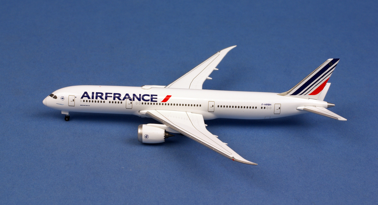 Maquette avion B787-9 Dreamliner AIR FRANCE 1/500