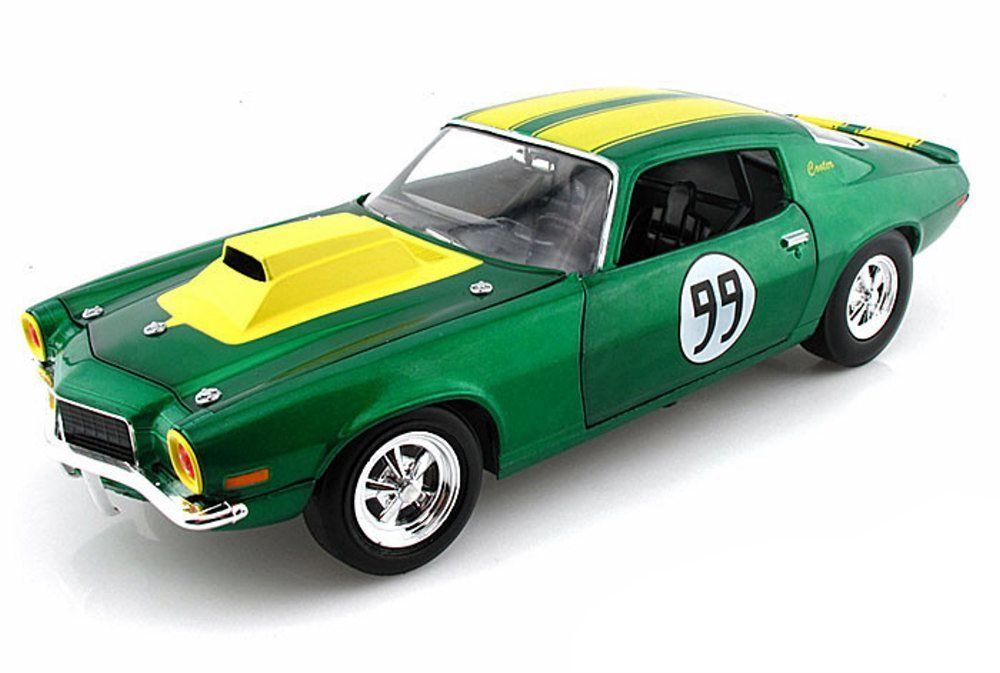 Voiture miniature CHEVROLET CAMARO 350 Cooter de la série Shérif fais-moi peur en métal au 1/18