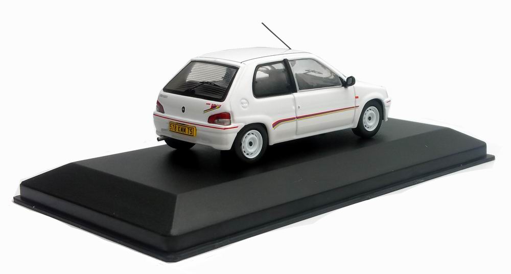 Miniature Peugeot106 1/43