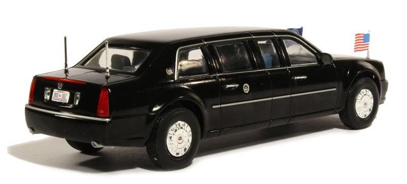 Limousine CADILLAC DTS de 2009 Voiture Présidentielle Barack Obama 1/43 