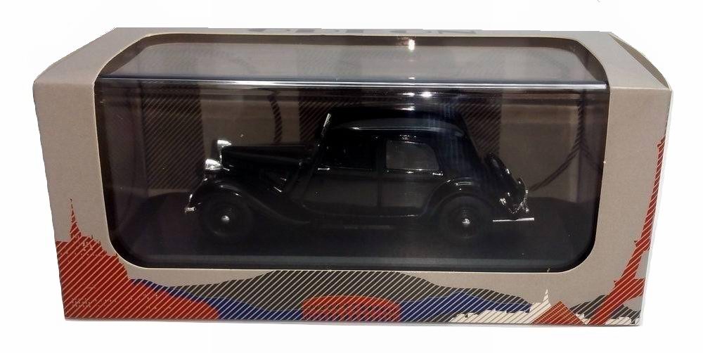 Petite voiture CITROEN Traction7CV Noire 1/43