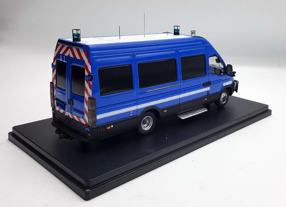 Miniature Camion IVECO DAILY DURISOTTI Fourgon CRS Forces de L’Ordre MO GENDARMERIE Maintien ordre 1/43