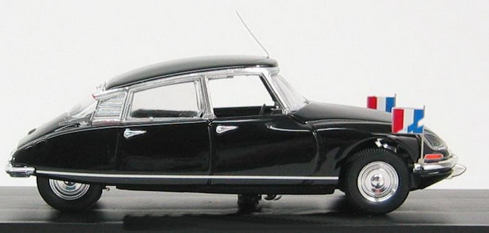 CITROEN DS 21 Presidentielle du President Valery Giscard D'Estaing 1974 RIO 1/43