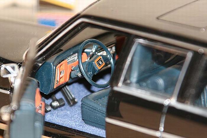 Limousine Lincoln Continental de 1972 Voiture Présidentielle Ronald Reagan 1/24 