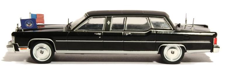 Limousine Lincoln Continental de 1972 Voiture Présidentielle Ronald Reagan 1/43 