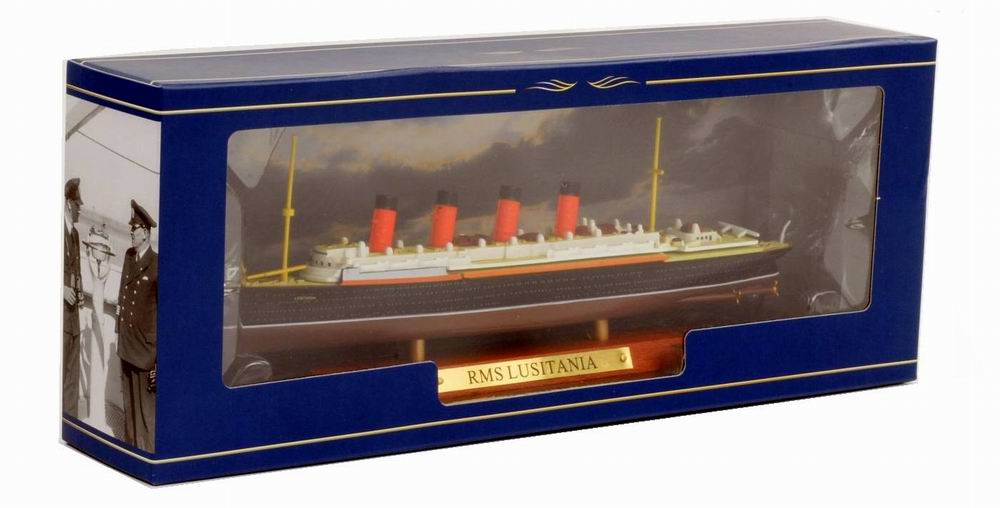 Maquette Navire Paquebot Transatlantique R.M.S LUSITANIA 1/1250