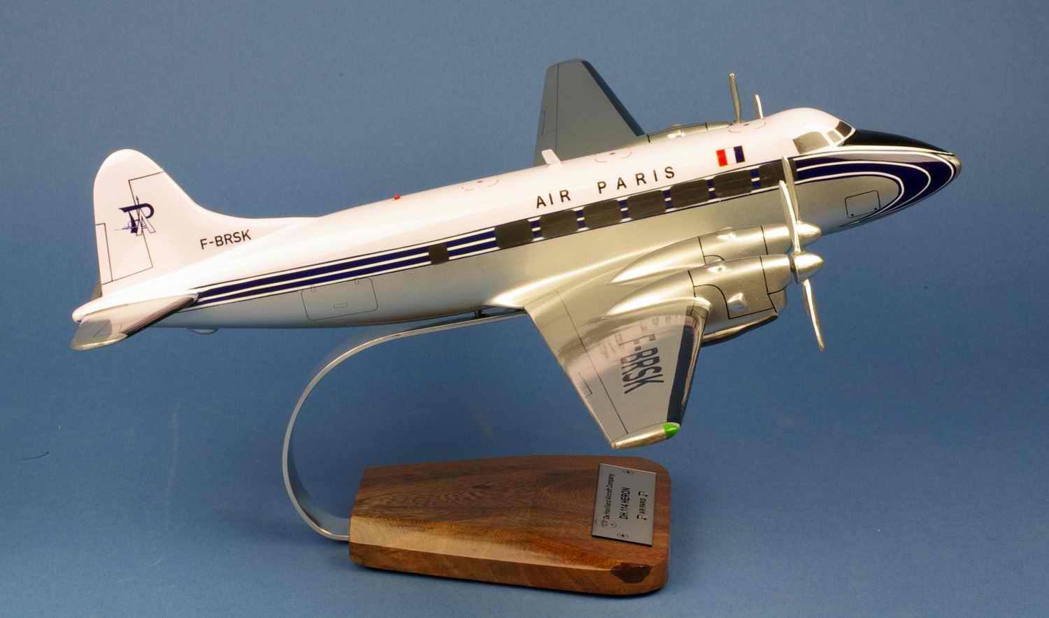 Maquette avion DeHavilland DH114 Heron AIR PARIS 1/40