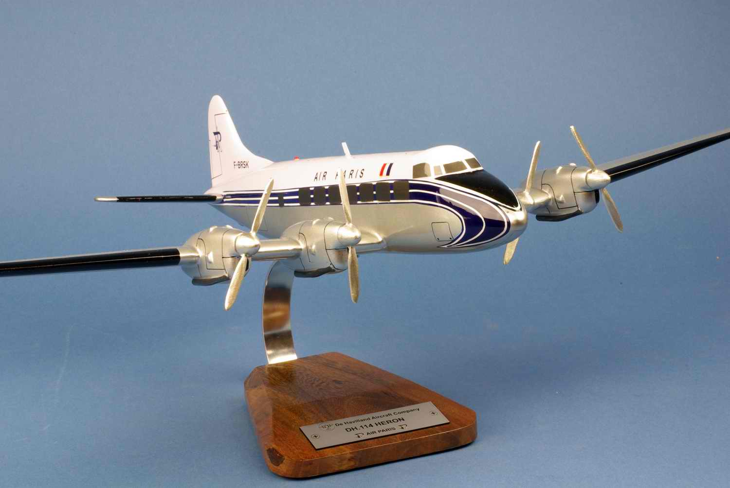 Maquette avion DeHavilland DH114 Heron AIR PARIS 1/40